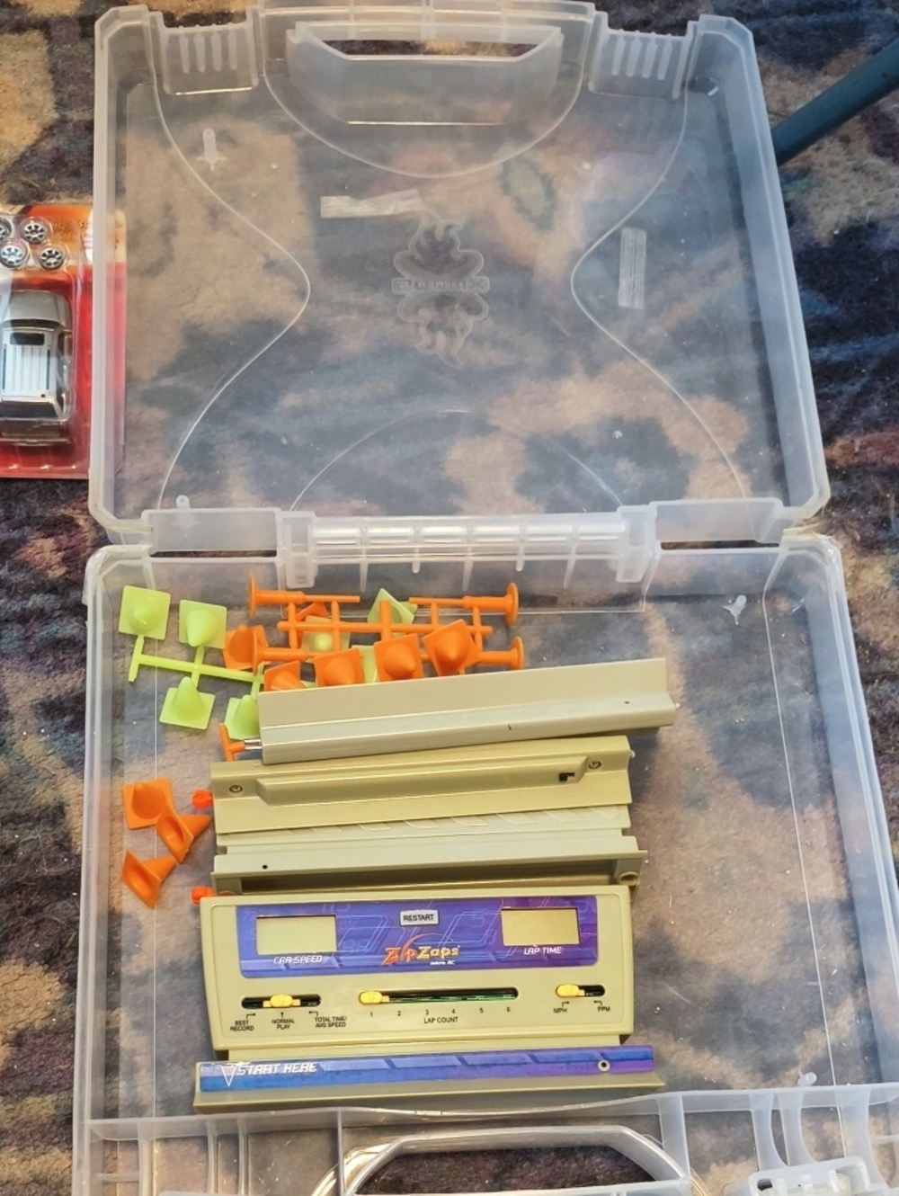 Electronic Lap Timer - Beige And Bodies